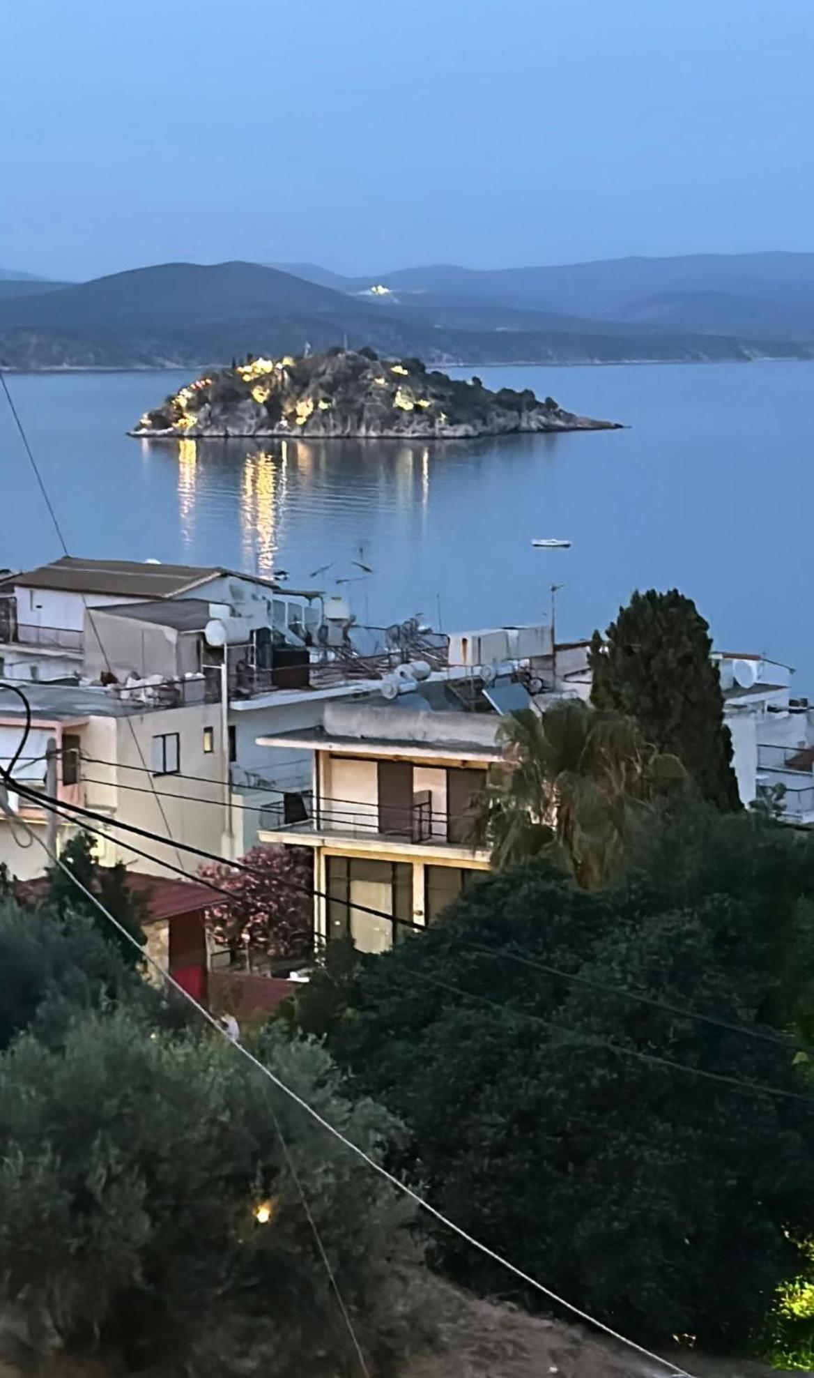 托隆Islet View公寓 外观 照片
